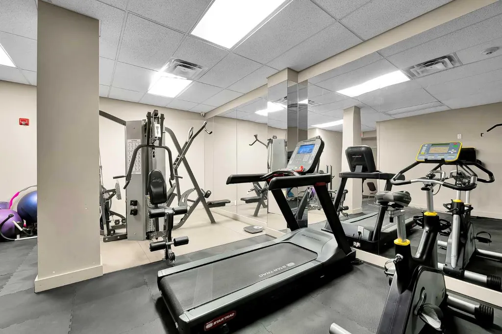 429 14 Street NW Calgary AB T2N 2A3