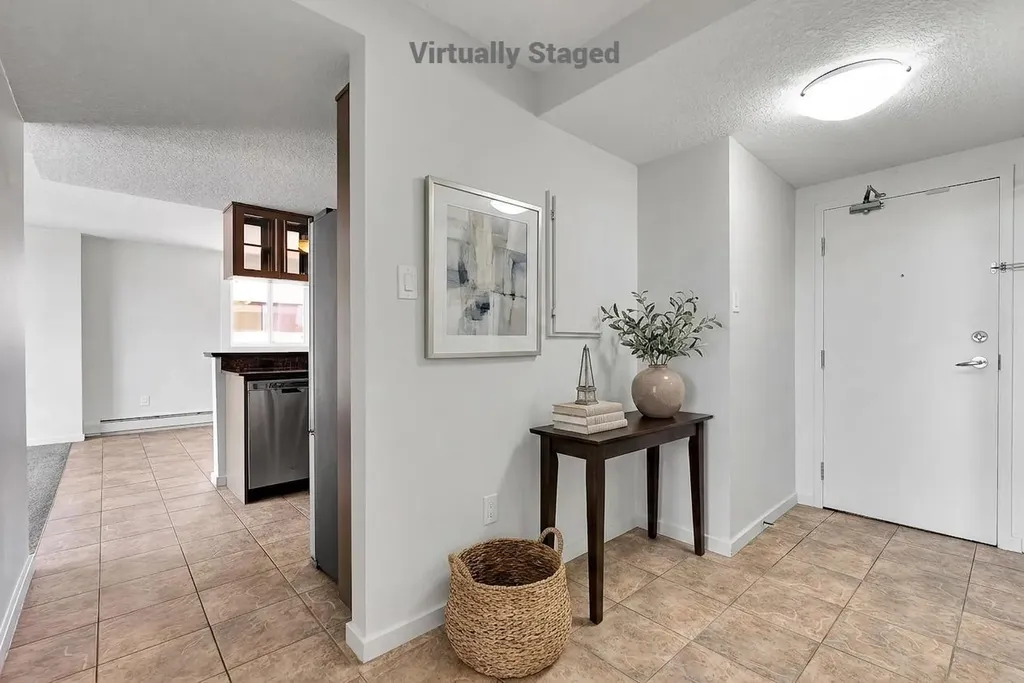 429 14 Street NW Calgary AB T2N 2A3