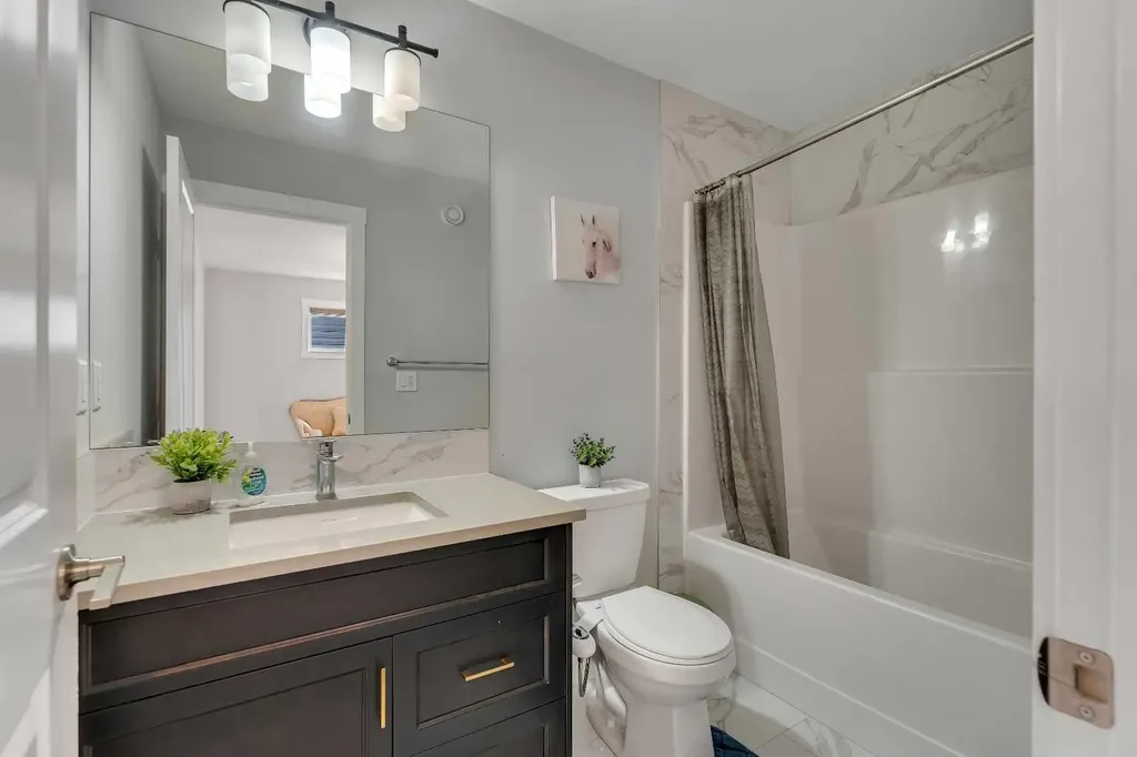 521 Chinook Winds Gardens SW Airdrie AB T4B 5J6