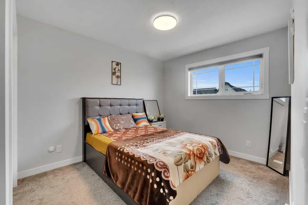 521 Chinook Winds Gardens SW Airdrie AB T4B 5J6