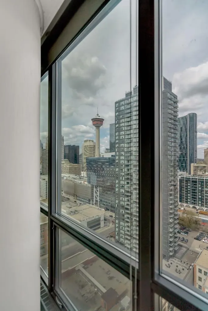 225 11 Avenue SE Calgary AB T2G 0G3