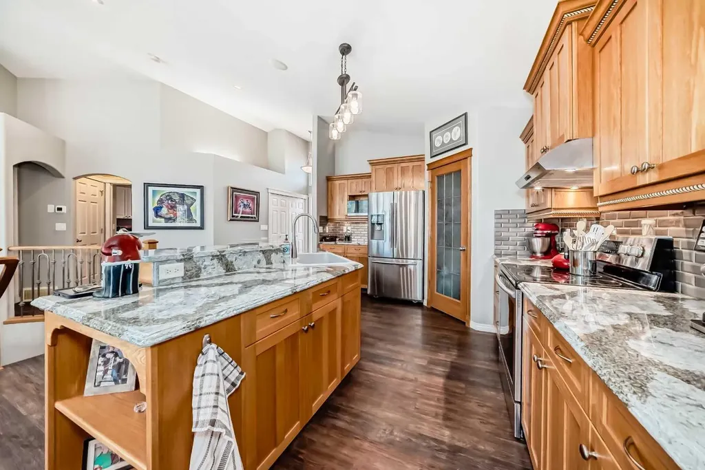 70 Abraham Close Red Deer AB T4R3A9
