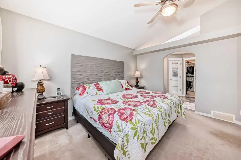 70 Abraham Close Red Deer AB T4R3A9