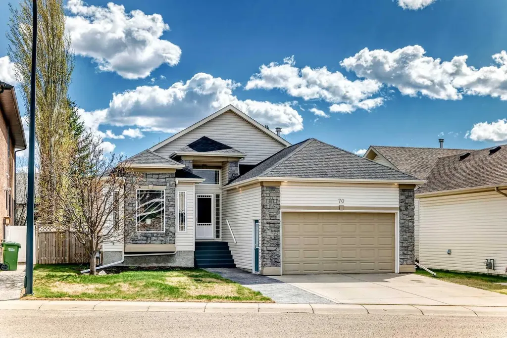 70 Abraham Close Red Deer AB T4R3A9