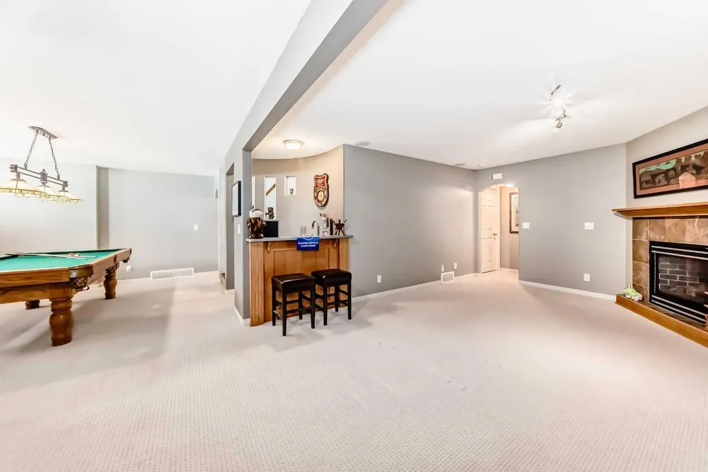 70 Abraham Close Red Deer AB T4R3A9