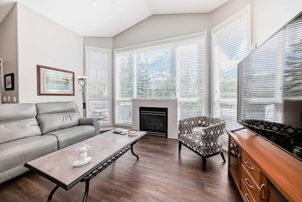 70 Abraham Close Red Deer AB T4R3A9