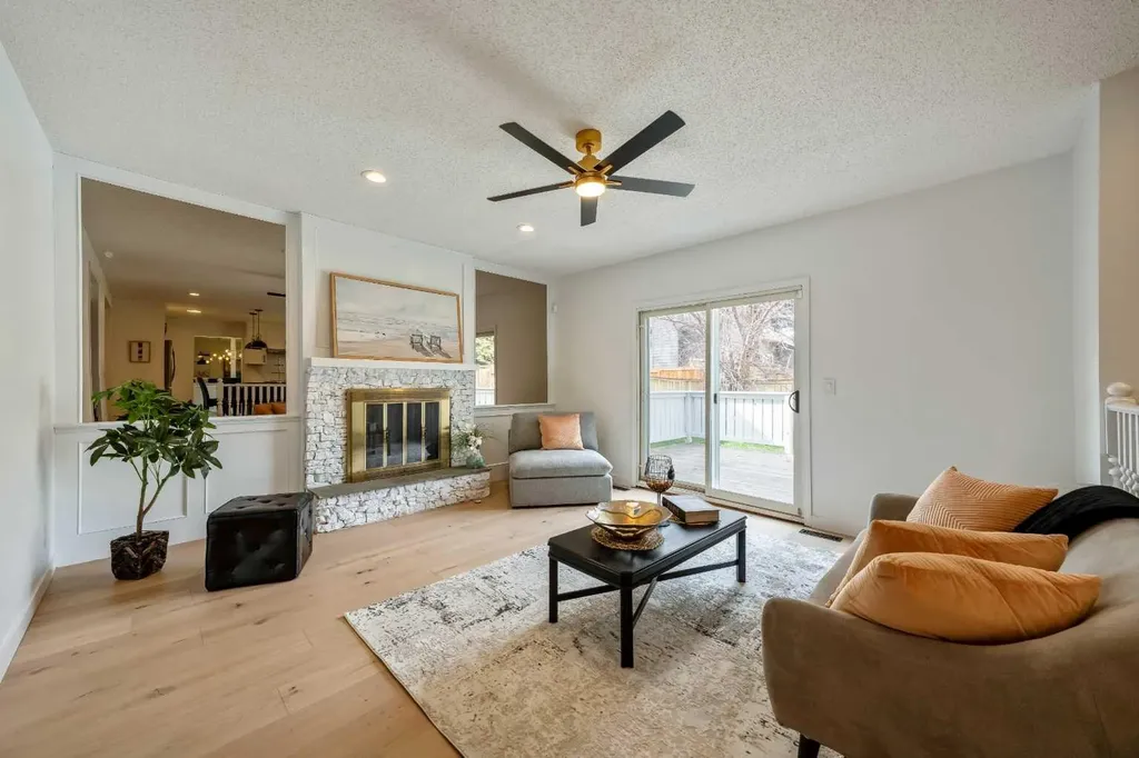 40 Edforth Road NW Calgary AB T3A 3V7