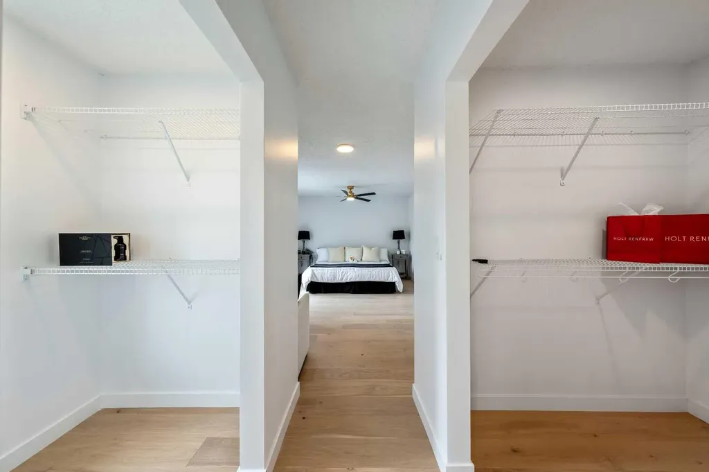 40 Edforth Road NW Calgary AB T3A 3V7