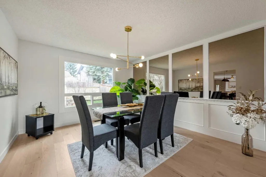 40 Edforth Road NW Calgary AB T3A 3V7