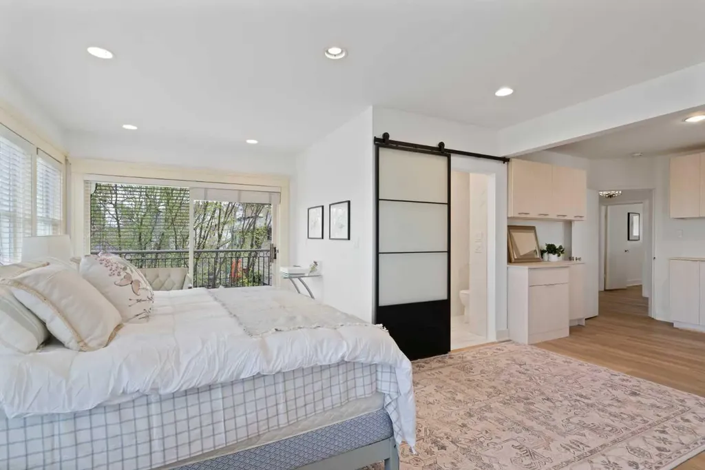 342 Superior Avenue SW Calgary AB T3C 2J2