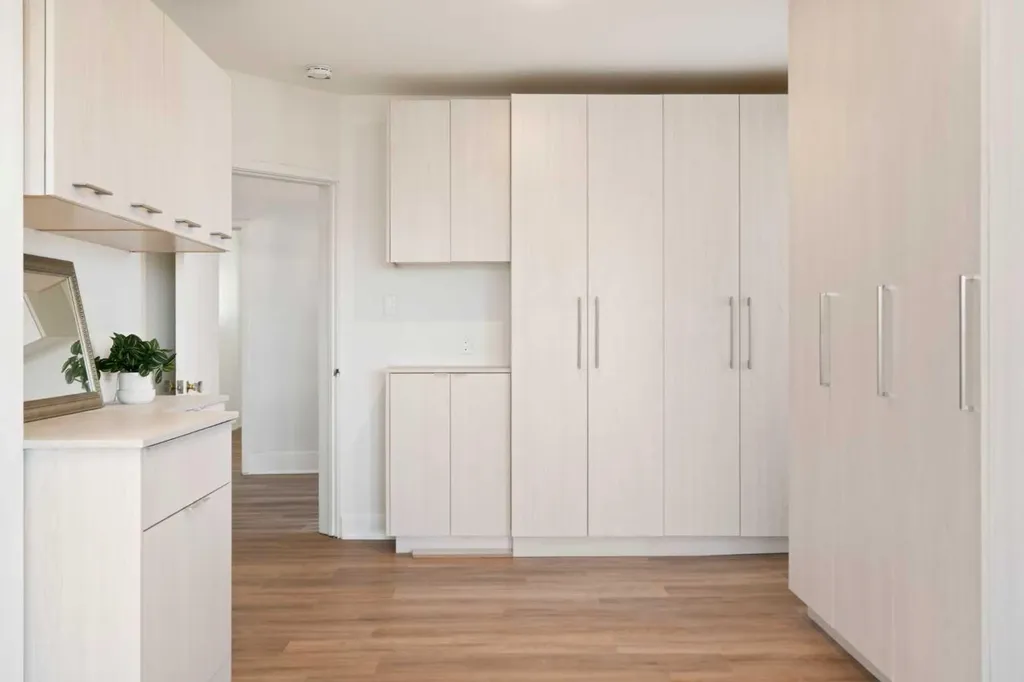 342 Superior Avenue SW Calgary AB T3C 2J2