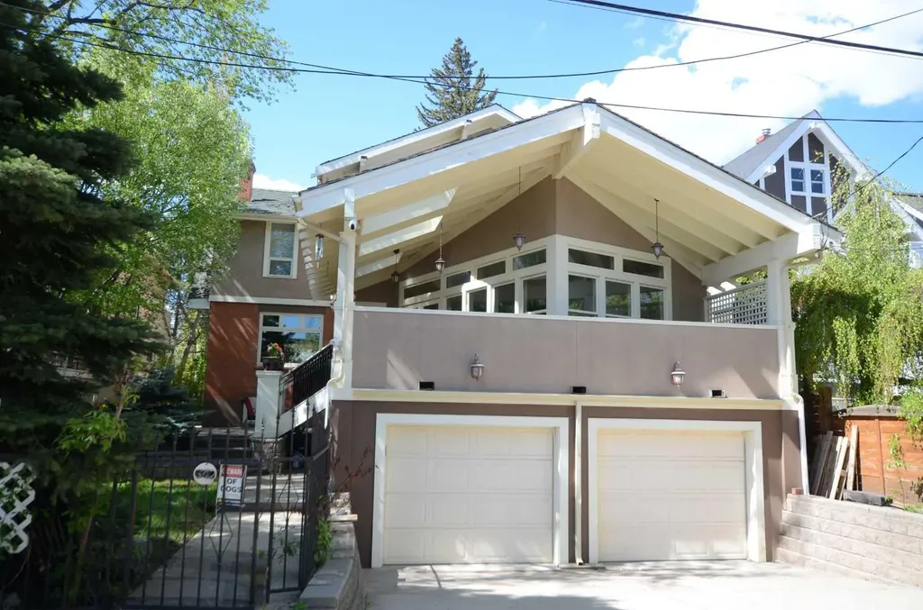 342 Superior Avenue SW Calgary AB T3C 2J2