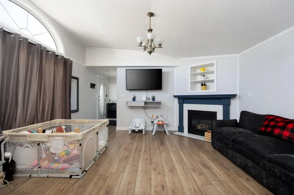 177 Couture Lane Fort Mcmurray AB t9k1y2