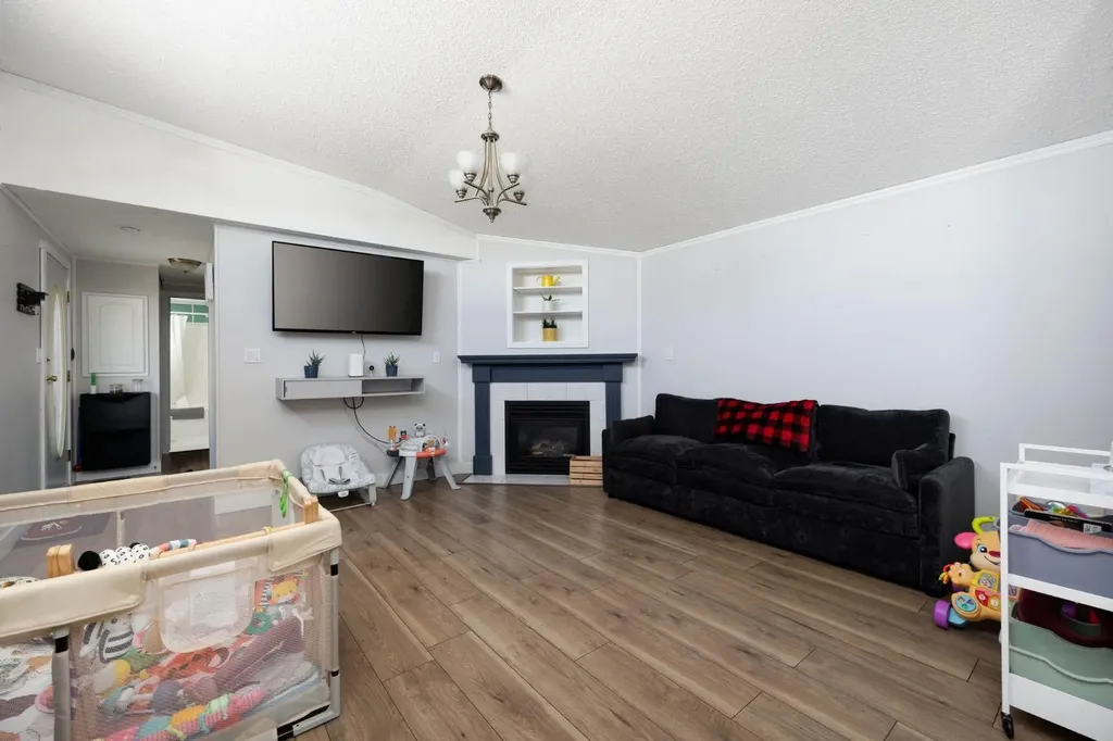 177 Couture Lane Fort Mcmurray AB t9k1y2