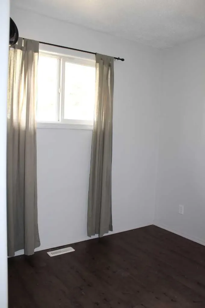 #208 Main Street North Star AB T0H 2T0