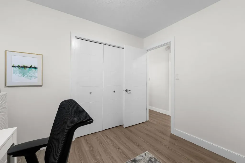6316 38 Avenue Close Camrose AB T4V 2Z7