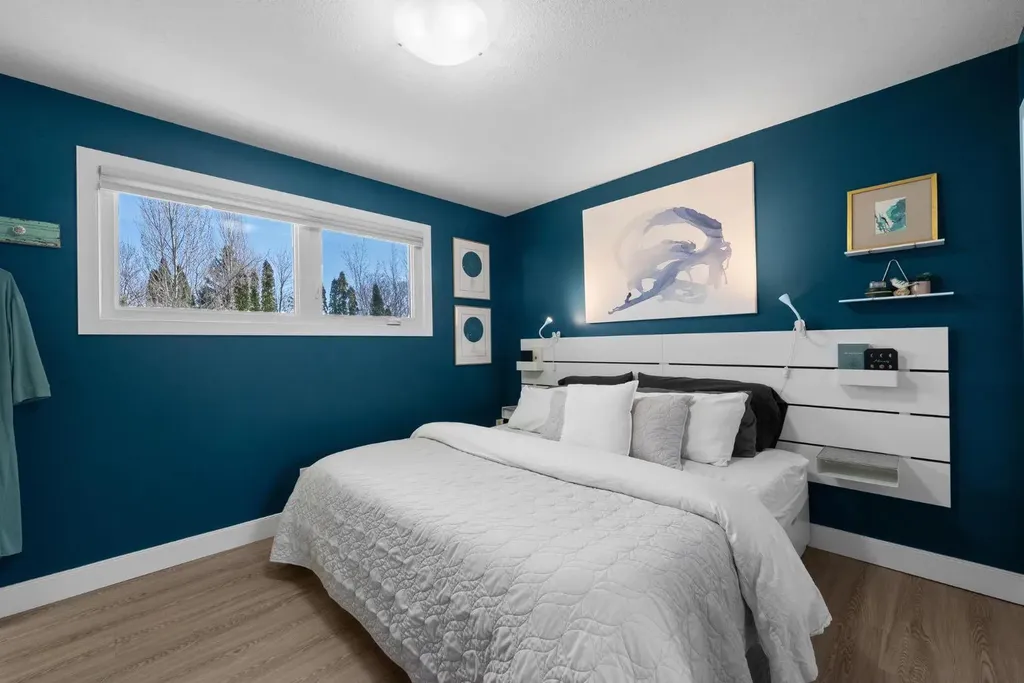 6316 38 Avenue Close Camrose AB T4V 2Z7