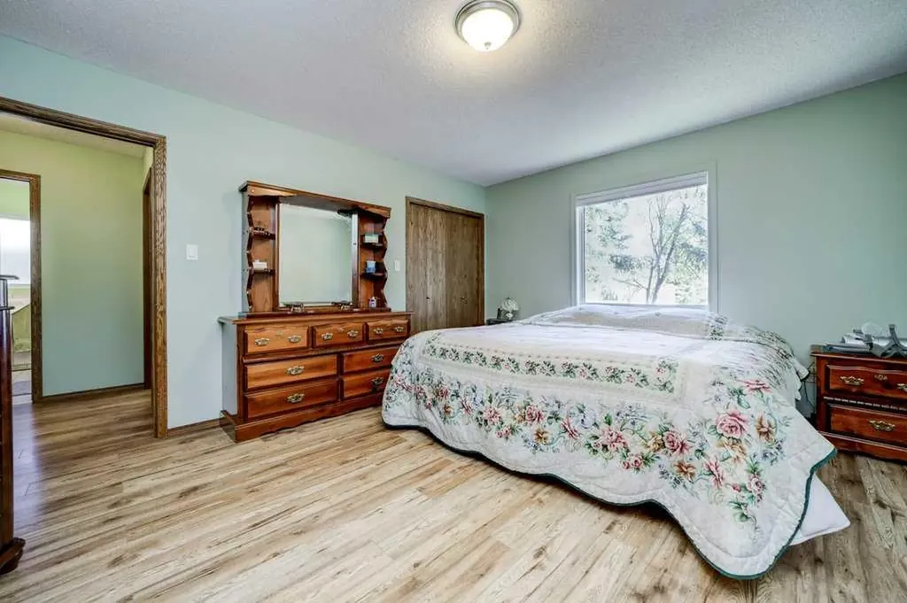 31 Red Crow Boulevard W Lethbridge AB T1K5j7