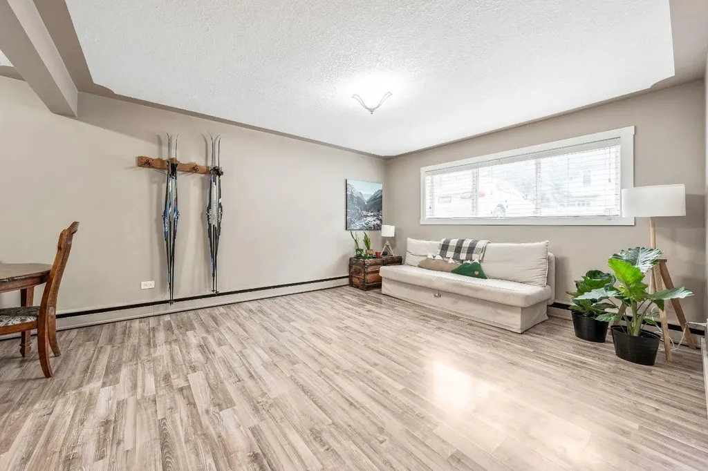 310 22 Avenue SW Calgary AB T2S0H4