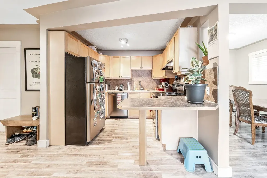 310 22 Avenue SW Calgary AB T2S0H4