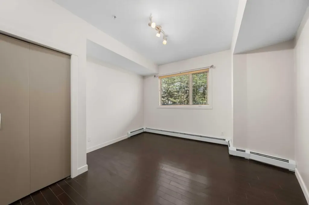 69 Springborough Court SW Calgary AB T3H 5V5