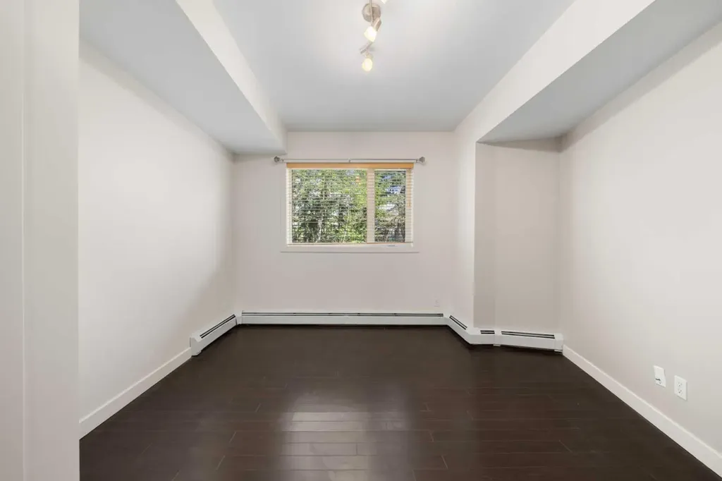 69 Springborough Court SW Calgary AB T3H 5V5