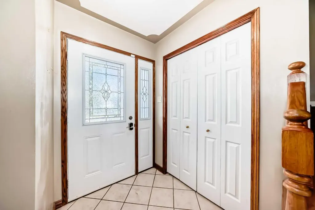 4039 5 Avenue SW Calgary AB T3C0C2