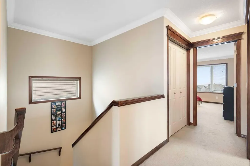 196 Nolanfield Way NW Calgary AB T3R 0M4