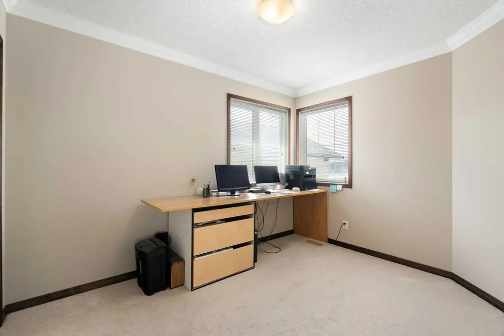 196 Nolanfield Way NW Calgary AB T3R 0M4