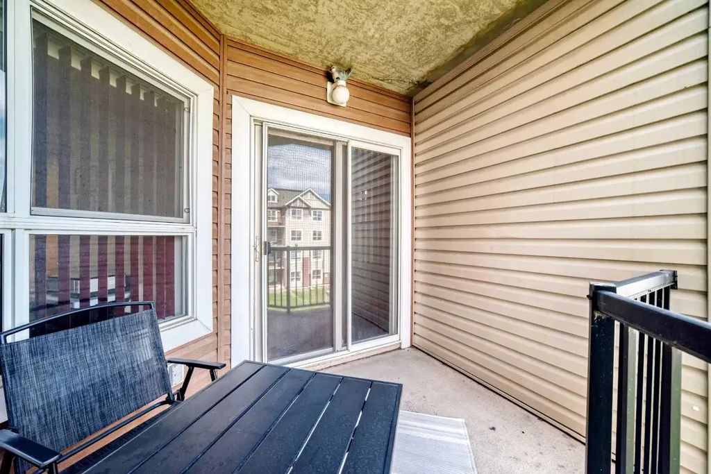 73 Erin Woods Court SE Calgary AB T2B 3V2