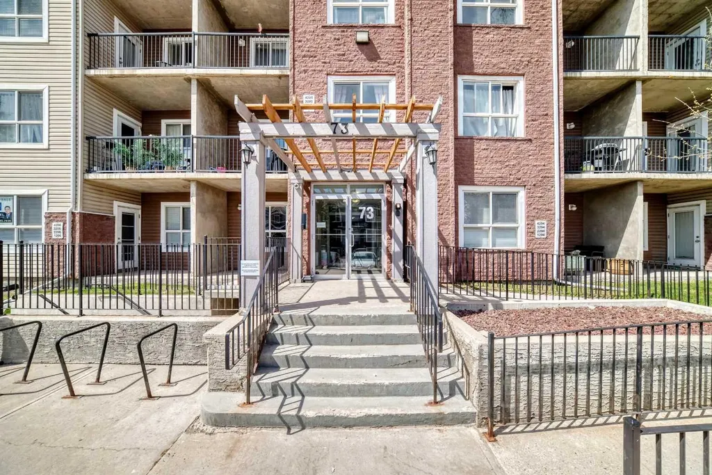 73 Erin Woods Court SE Calgary AB T2B 3V2