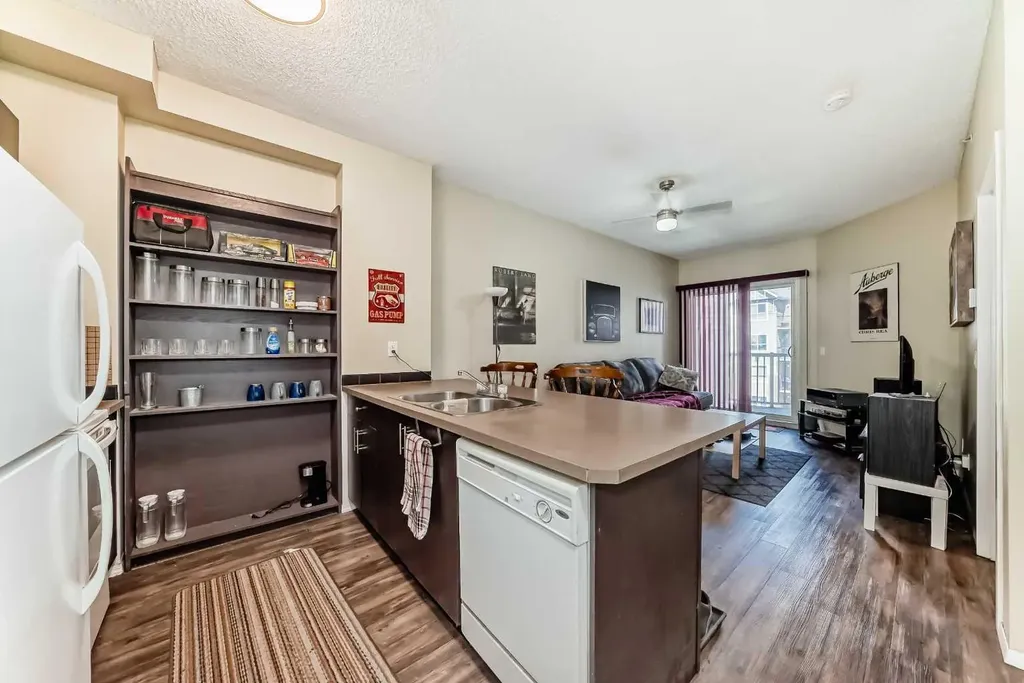 73 Erin Woods Court SE Calgary AB T2B 3V2