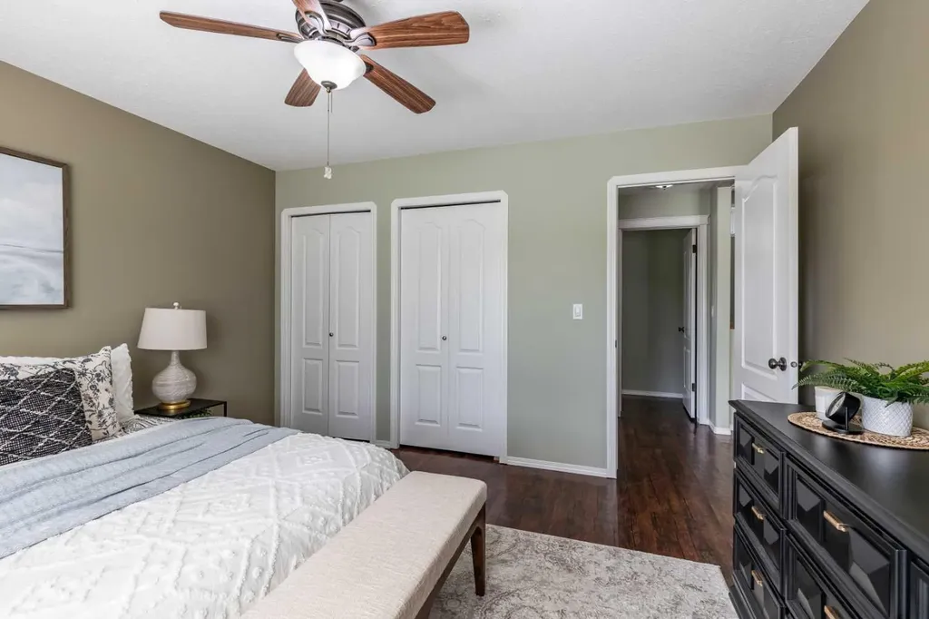 39 Greenwood Court SW Medicine Hat AB T1A7X7