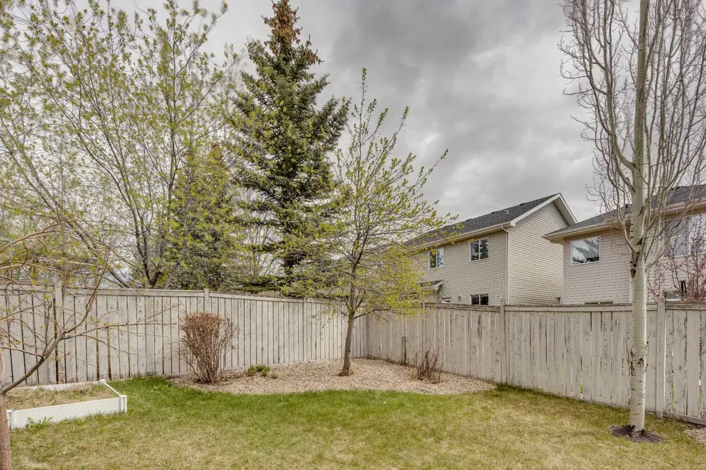 230 Royal Oak Place NW Calgary AB T3G 4Y6