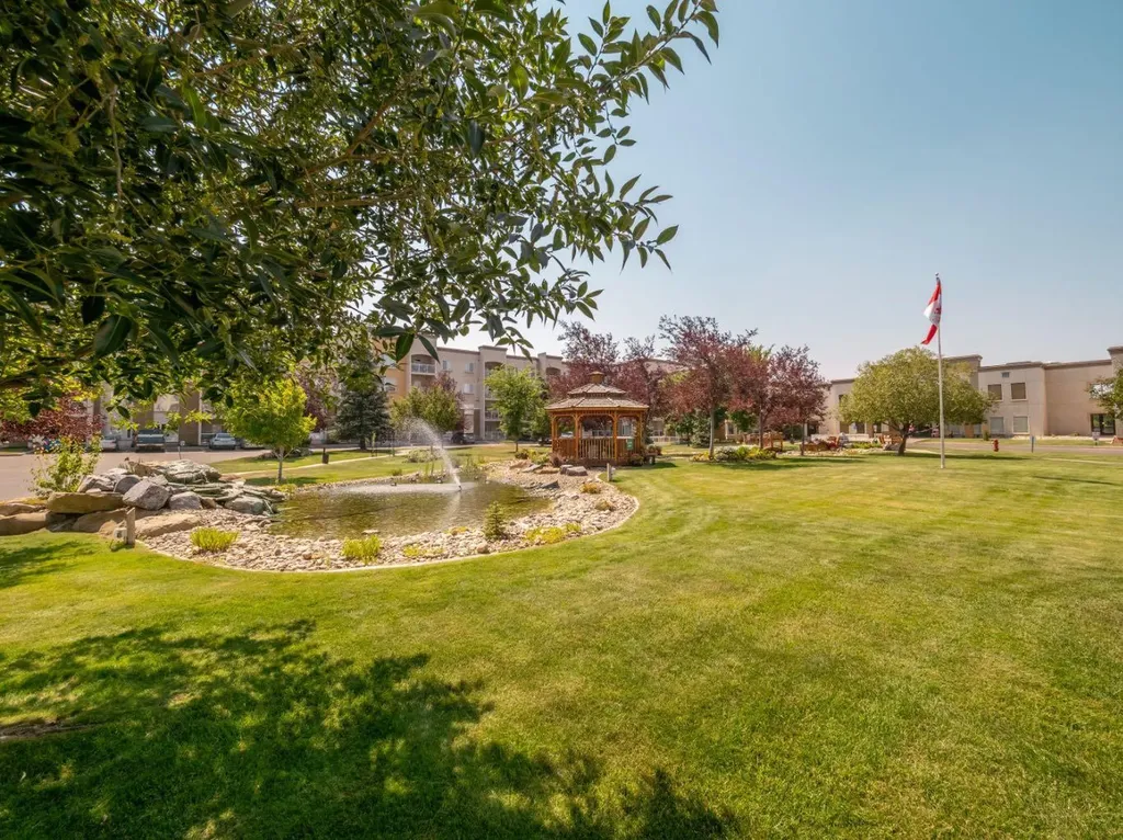 2020 32 Street S Lethbridge AB T1K7T9