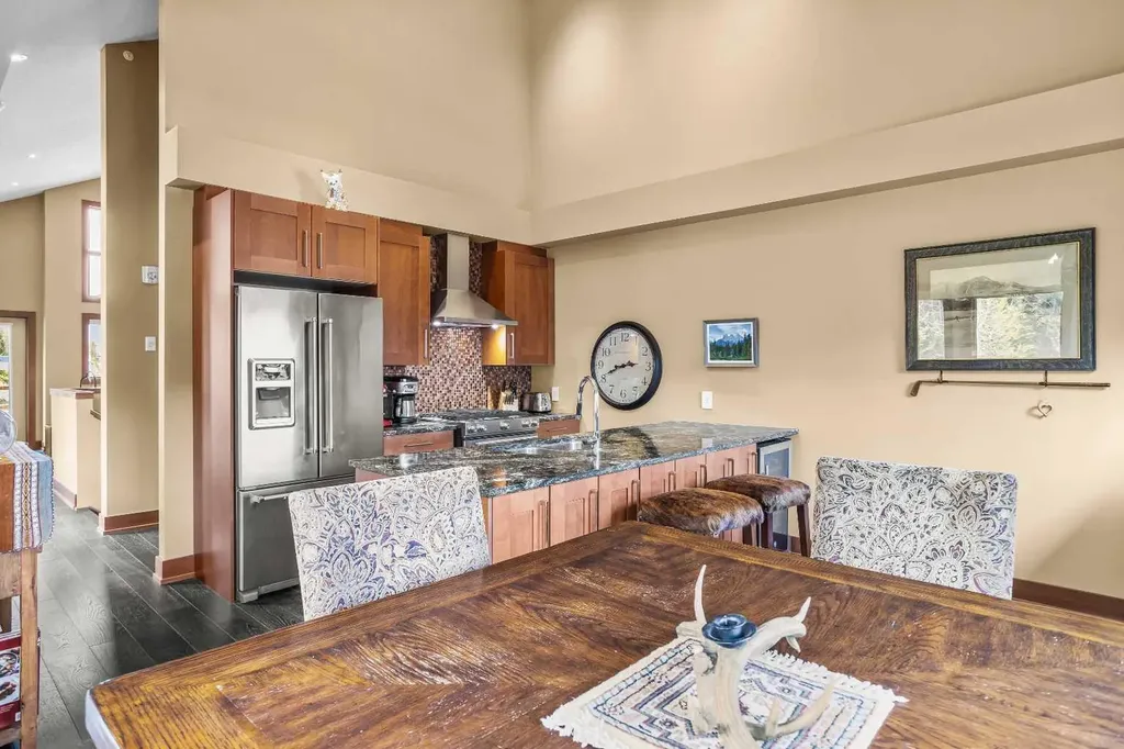 3000J Stewart Creek Drive Canmore AB T1W0G5