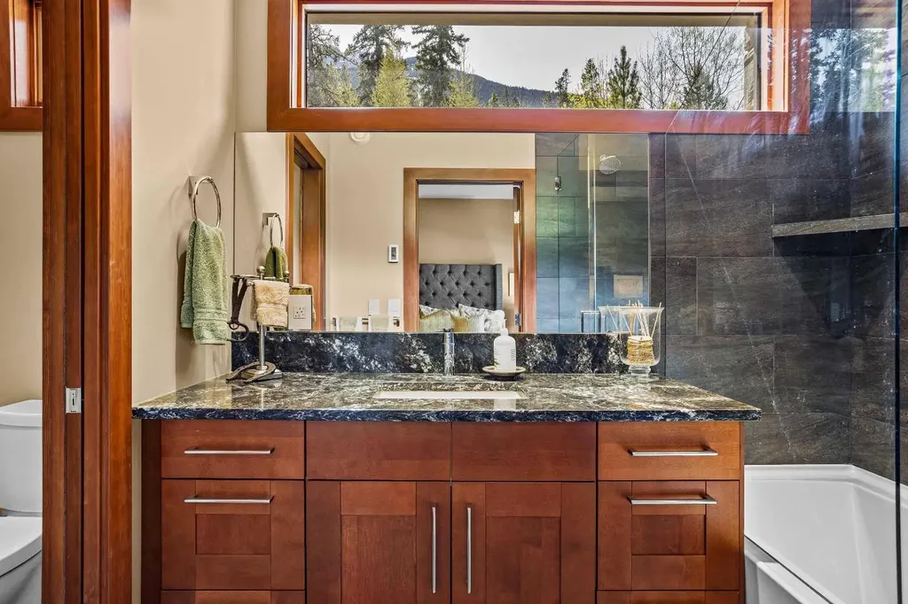 3000J Stewart Creek Drive Canmore AB T1W0G5
