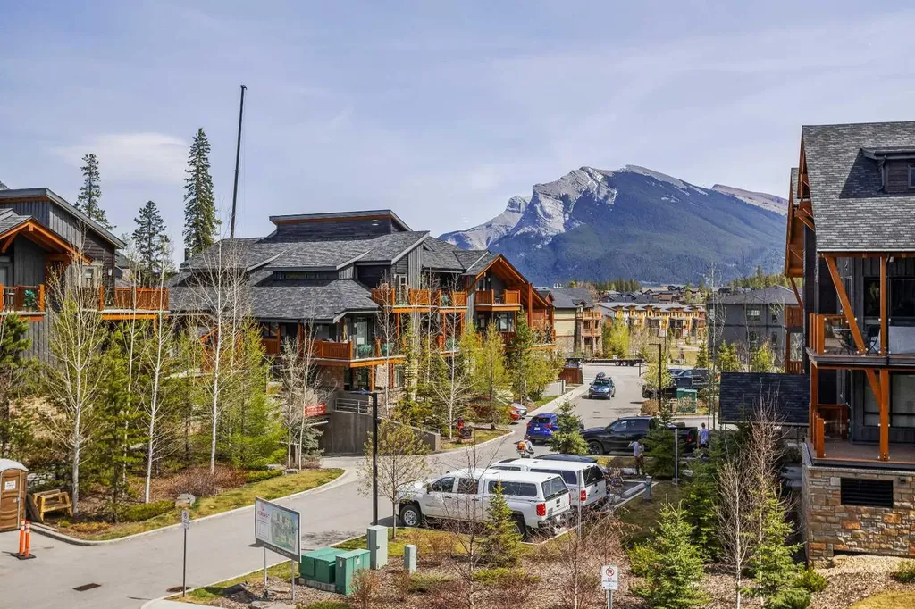 3000J Stewart Creek Drive Canmore AB T1W0G5