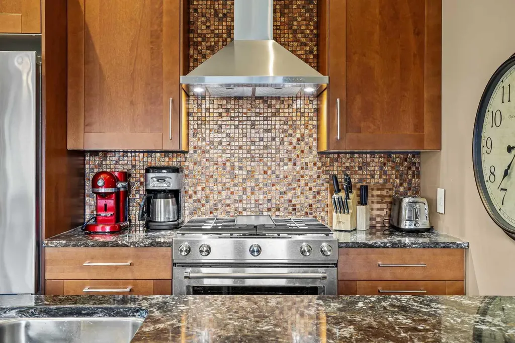 3000J Stewart Creek Drive Canmore AB T1W0G5