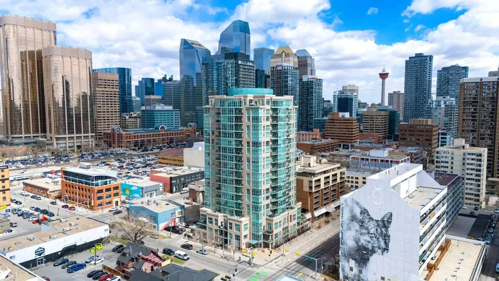 788 12 Avenue SW Calgary AB T2R 0H1