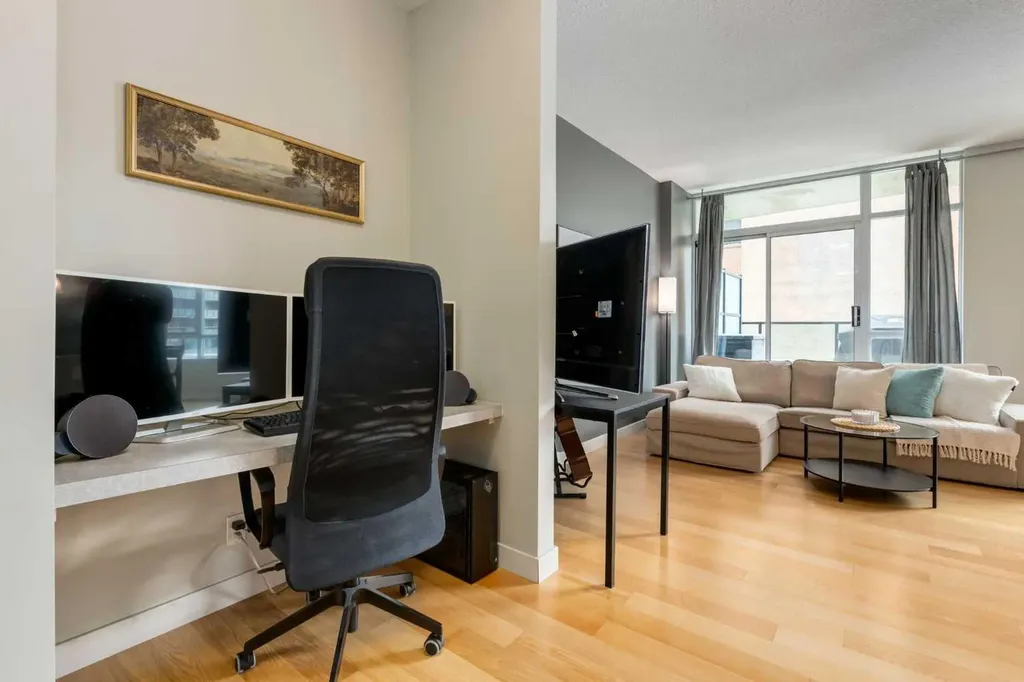 788 12 Avenue SW Calgary AB T2R 0H1