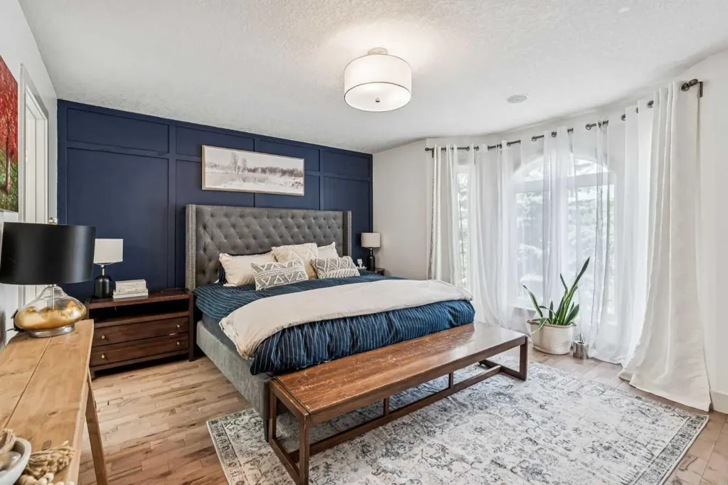 217 17 Avenue NE Calgary AB T2E1L9