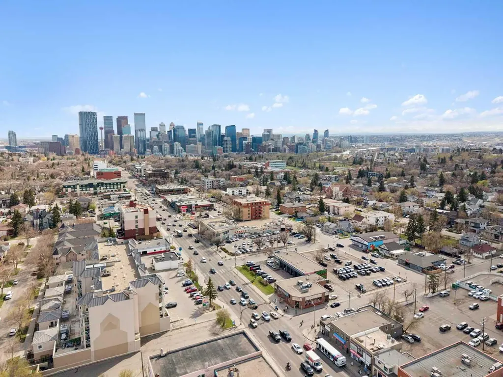 217 17 Avenue NE Calgary AB T2E1L9