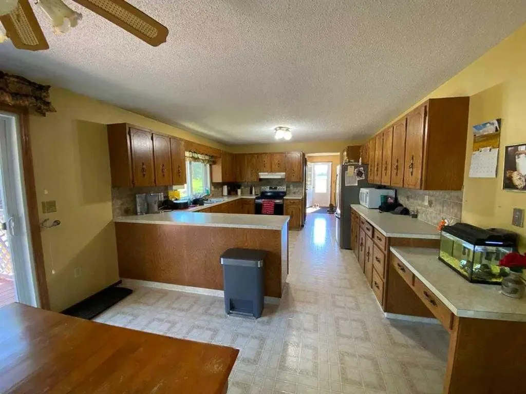 34066 Range Road 45 Rural Mountain View County AB T0M 1X0