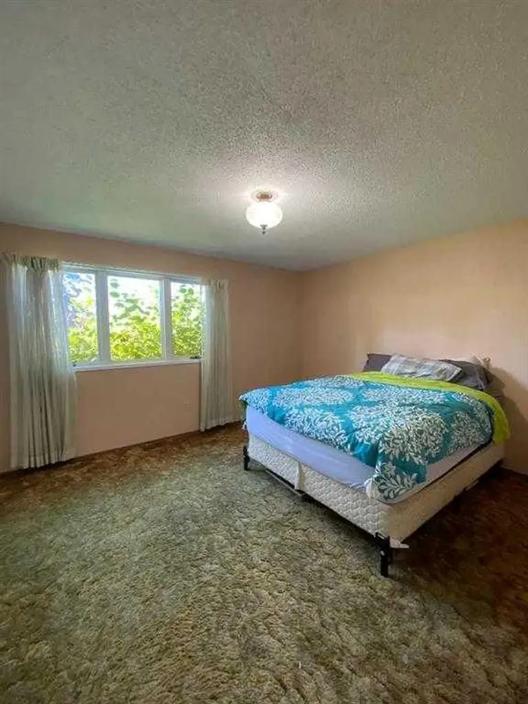 34066 Range Road 45 Rural Mountain View County AB T0M 1X0