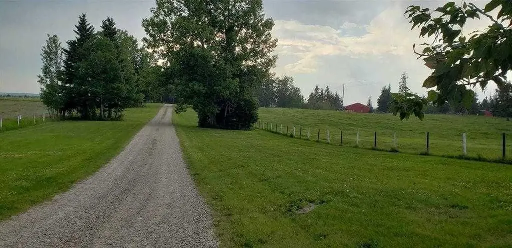 34066 Range Road 45 Rural Mountain View County AB T0M 1X0