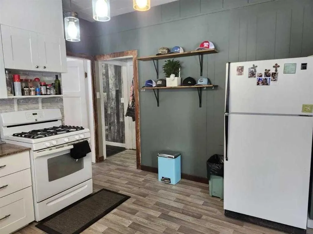 34066 Range Road 45 Rural Mountain View County AB T0M 1X0