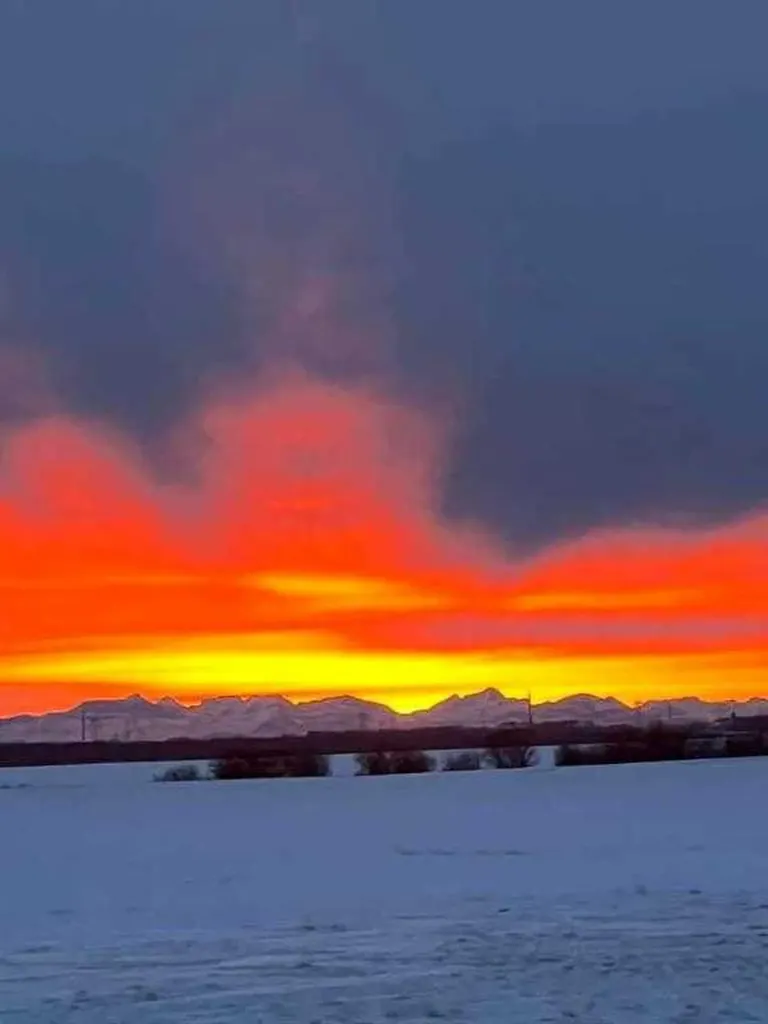 34066 Range Road 45 Rural Mountain View County AB T0M 1X0