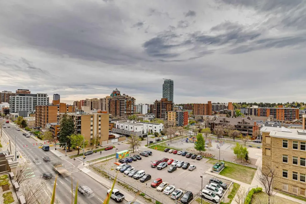 1118 12 Avenue SW Calgary AB T2R 0P4