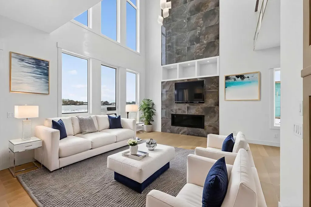 960 South Shore Terrace Chestermere AB T1X 2S2